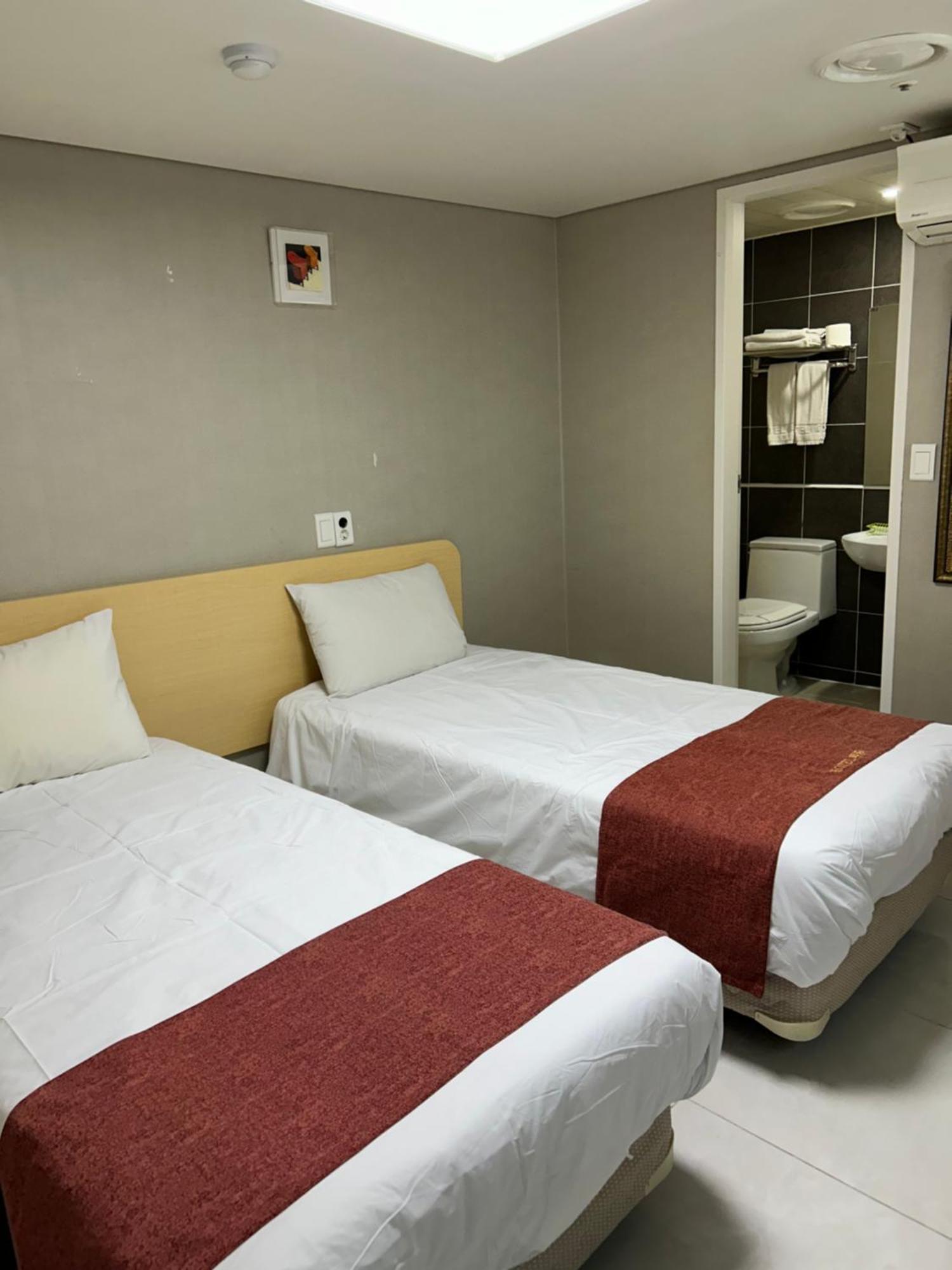 Hotel Myeongdong سيول المظهر الخارجي الصورة